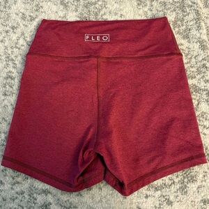 Fleo Short Size Medium